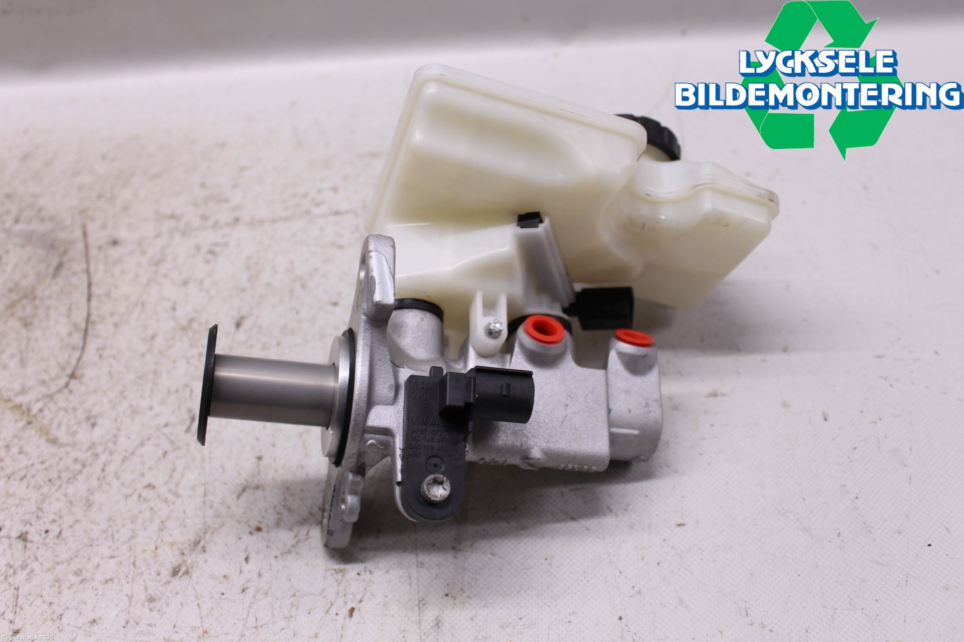Volkswagen VW PASSAT 15-19 Broms Huvudcylinder