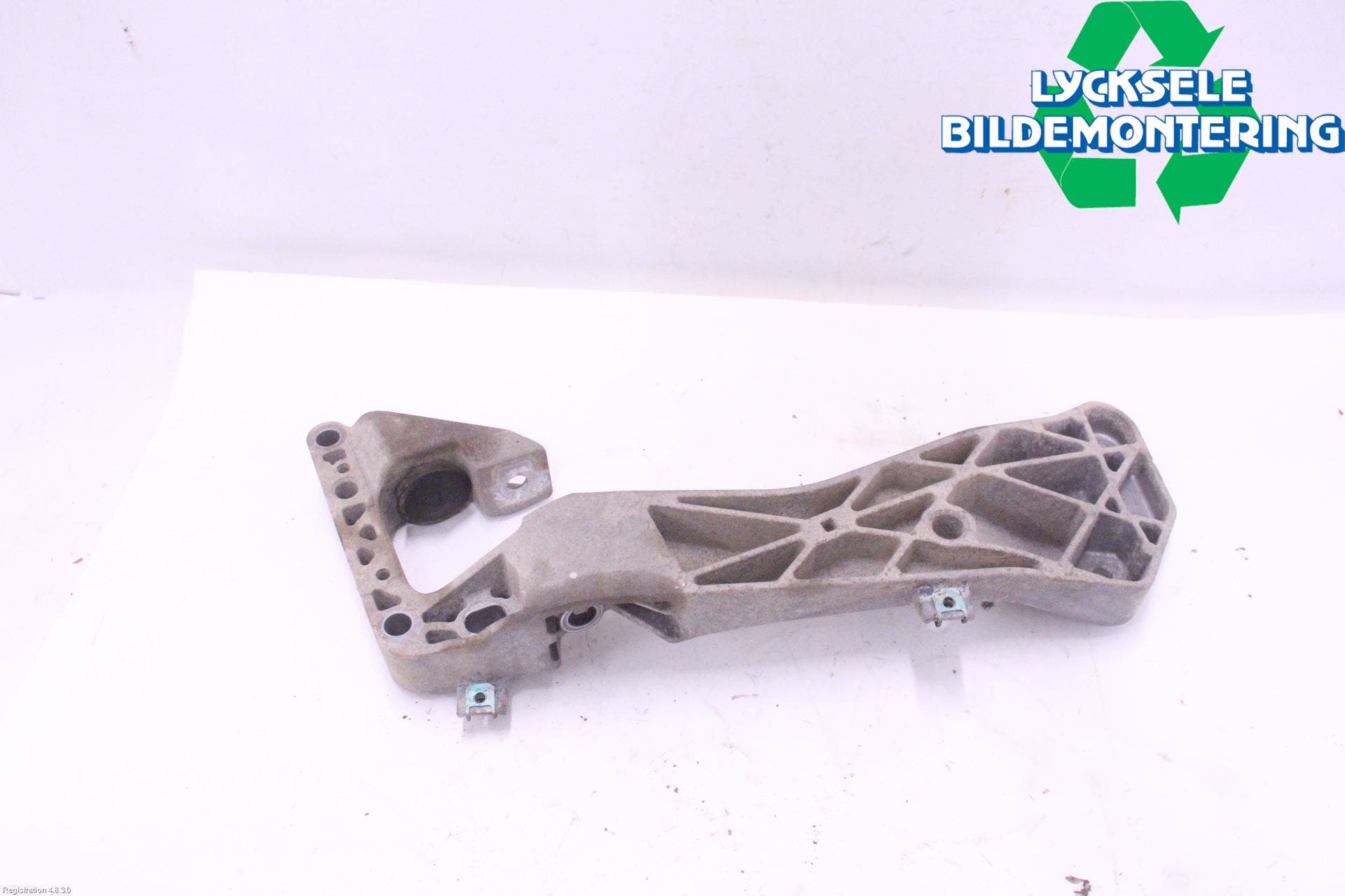 BMW X1 E84 10-15 Växellådsbalk