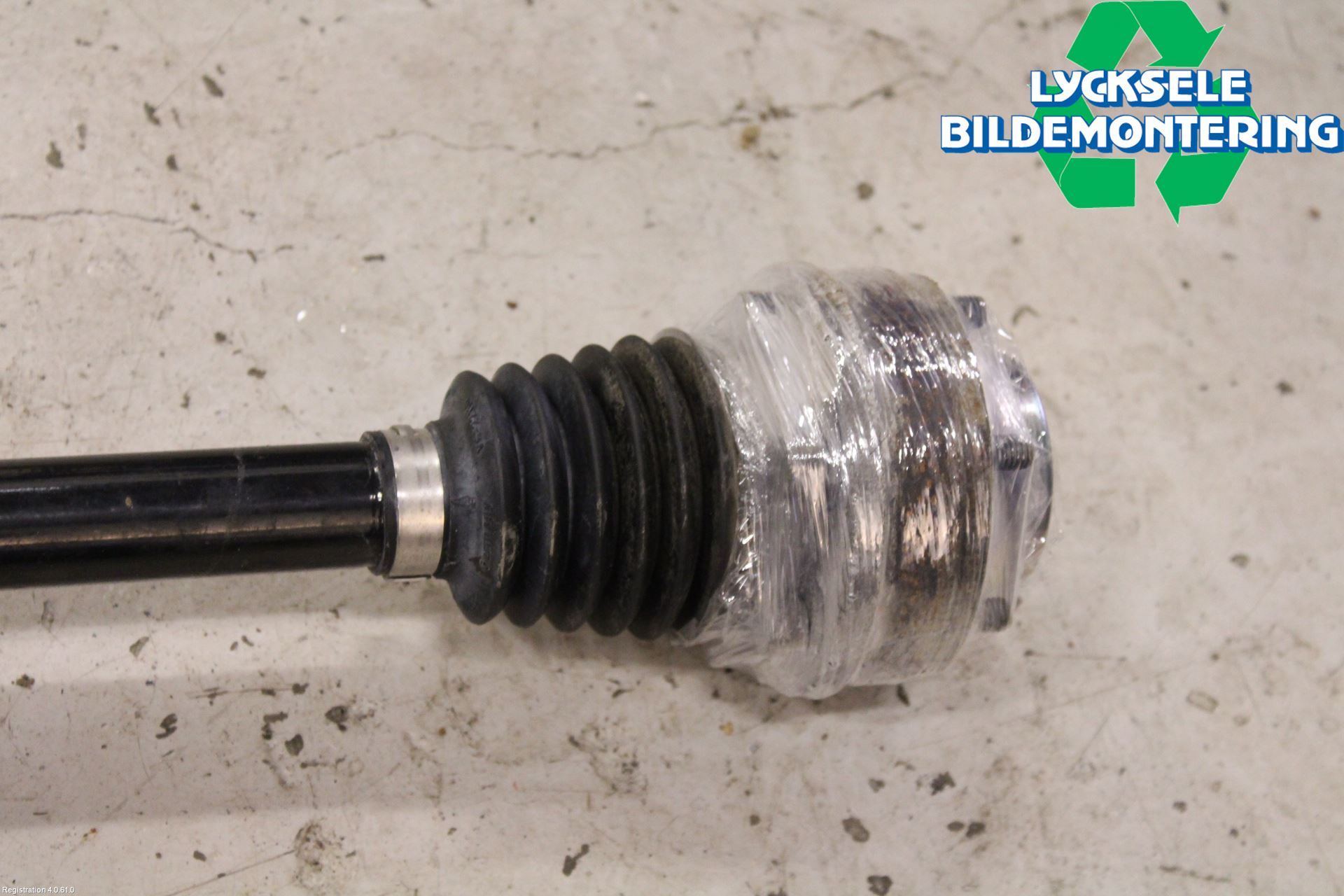 Skoda KODIAQ 17-24 Drivaxel Bak Vänster