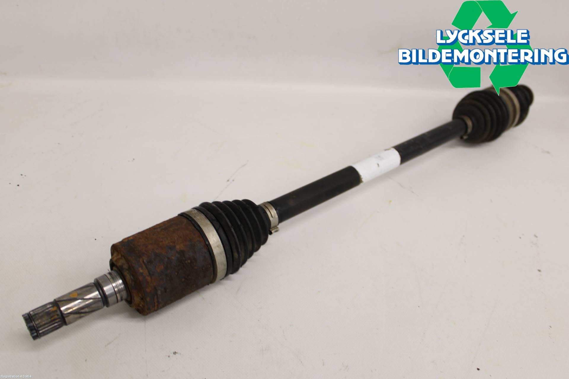 Volvo XC70 14-16 Drivaxel Bak Höger