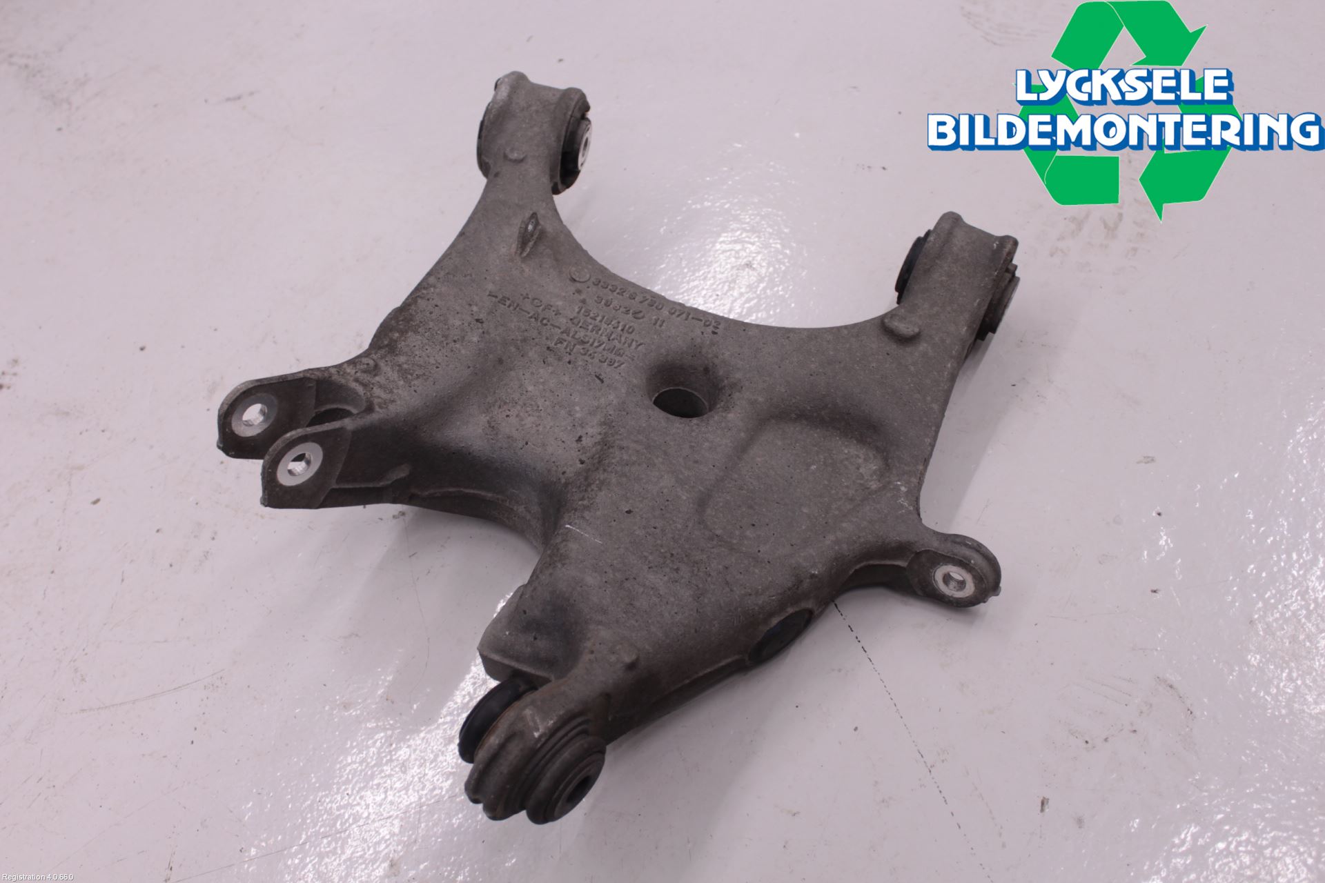 BMW 5 F10/F11/F18 09-17 Bärarm Bak Vänster