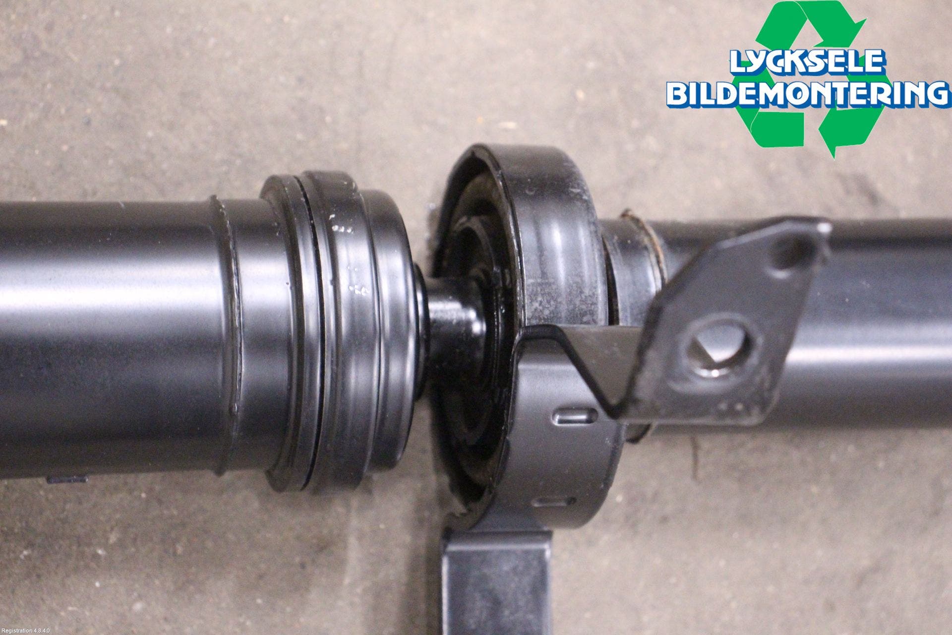 Audi A4/S4 B9 20- Mellanaxel Komp