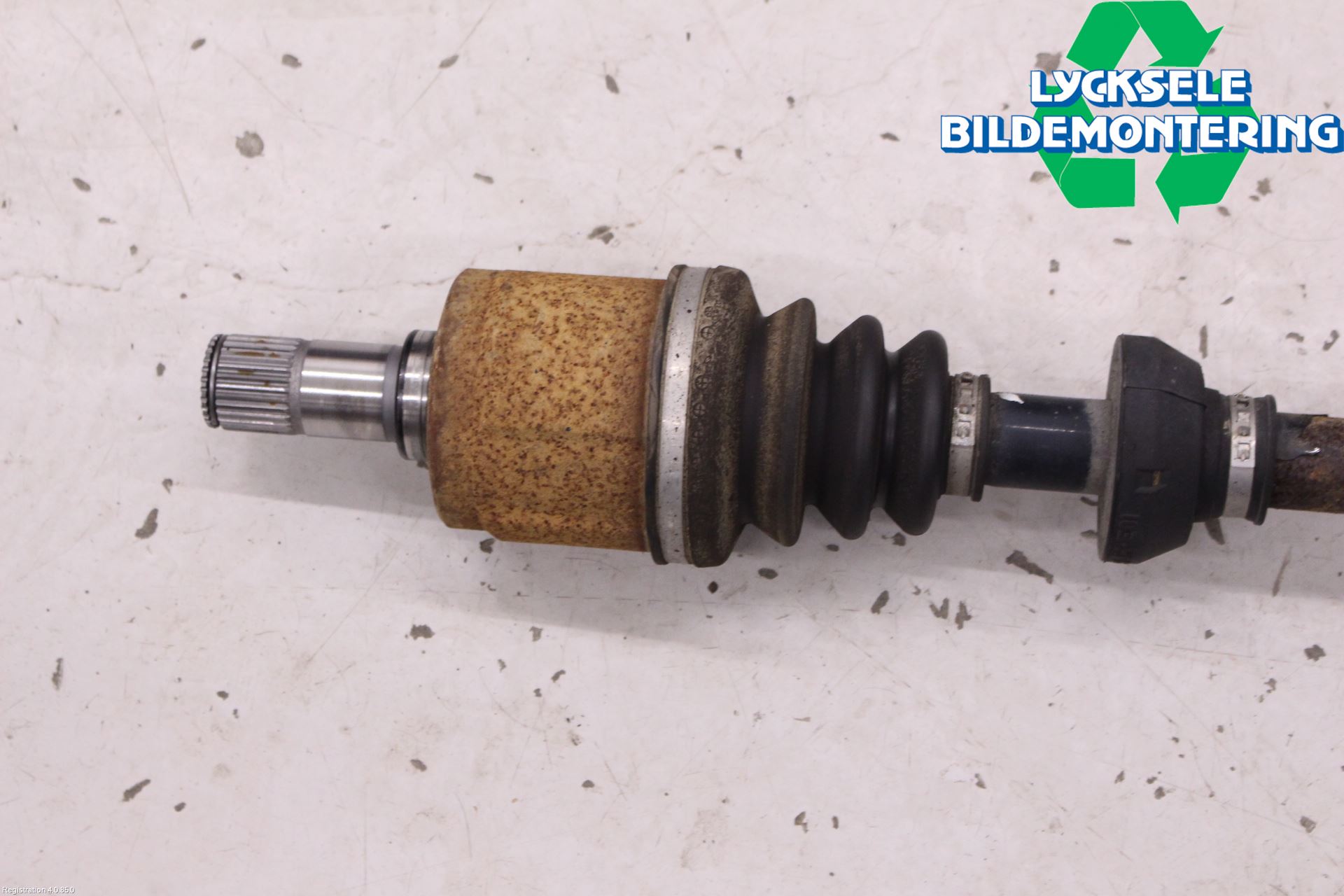 Honda CR-V 07-12 Drivaxel Fram Vänster