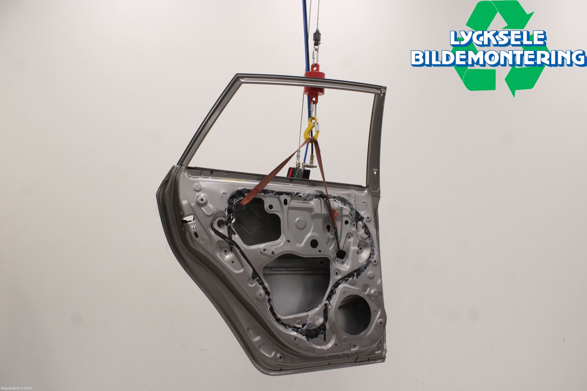 Toyota AURIS 13-19 Dörr Bak Vänster