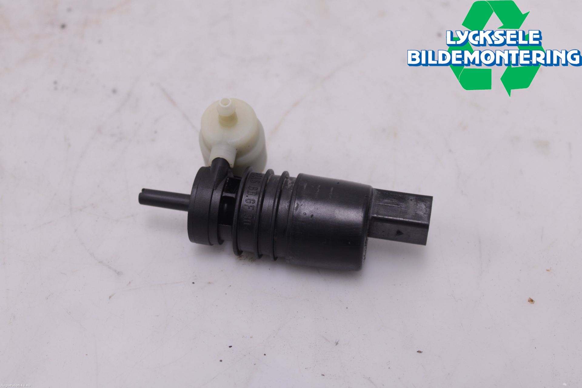 Volkswagen VW PASSAT 11-14 Spolarpump Vindruta