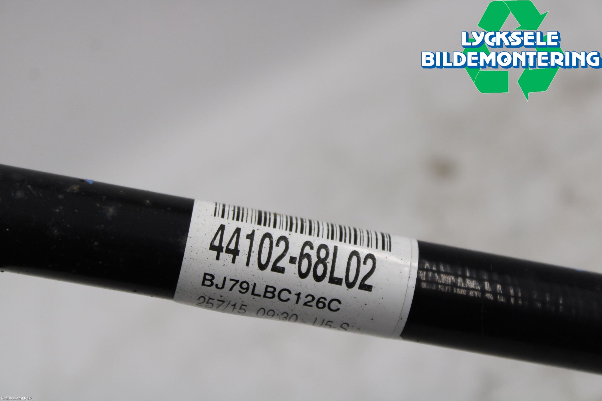 Suzuki SWIFT 11-16 Drivaxel Fram Vänster