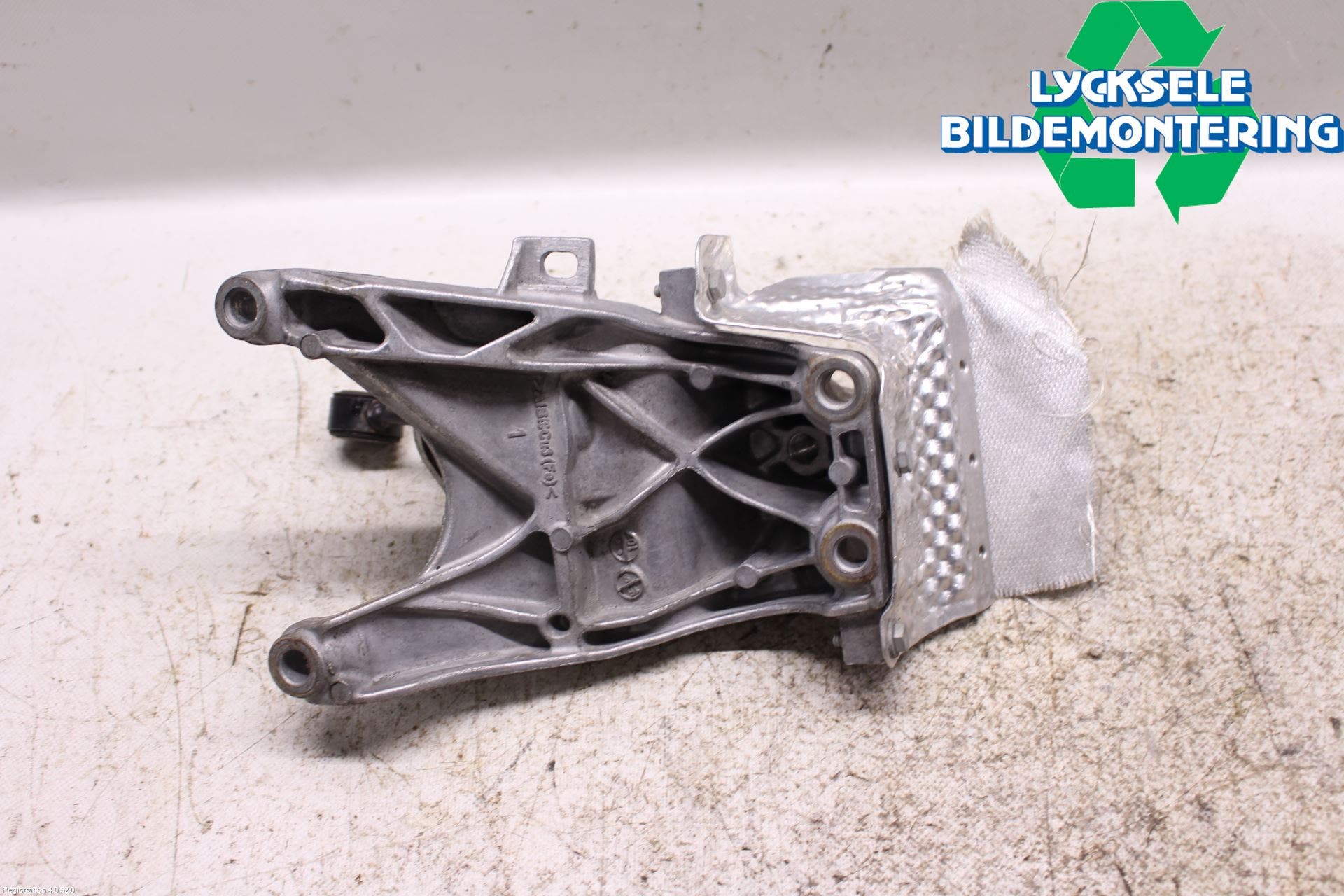 Audi A4/S4 B9 16-19 Motorfäste