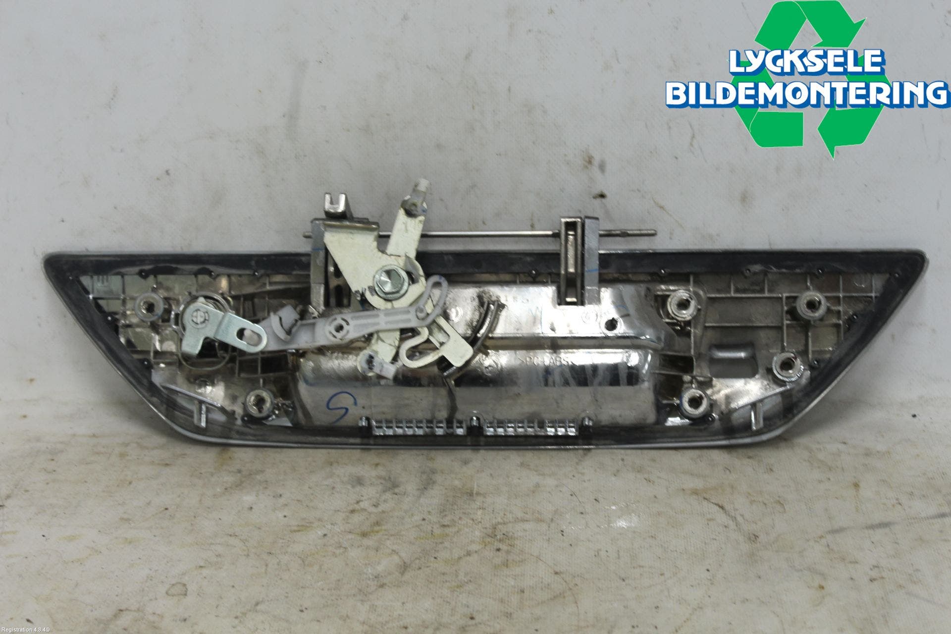 Toyota HILUX 16- Bakluckehandtag