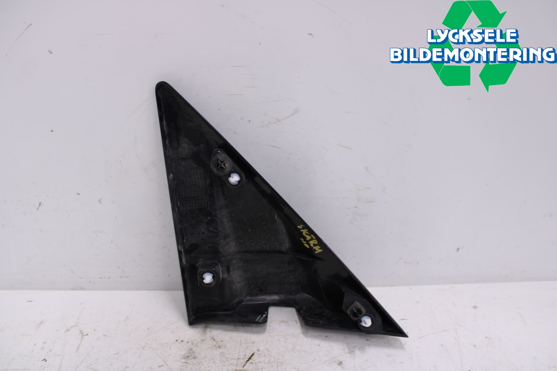 Ford TRANSIT/TOURNEO CUSTOM 13-24 Skärm Hörn Utfyllnad Fram