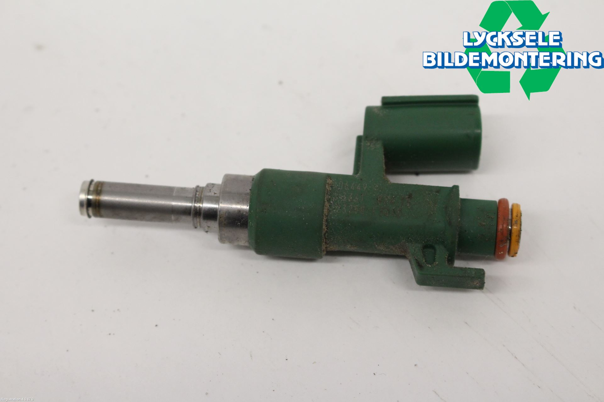 Toyota YARIS XP21 20- Injspridare