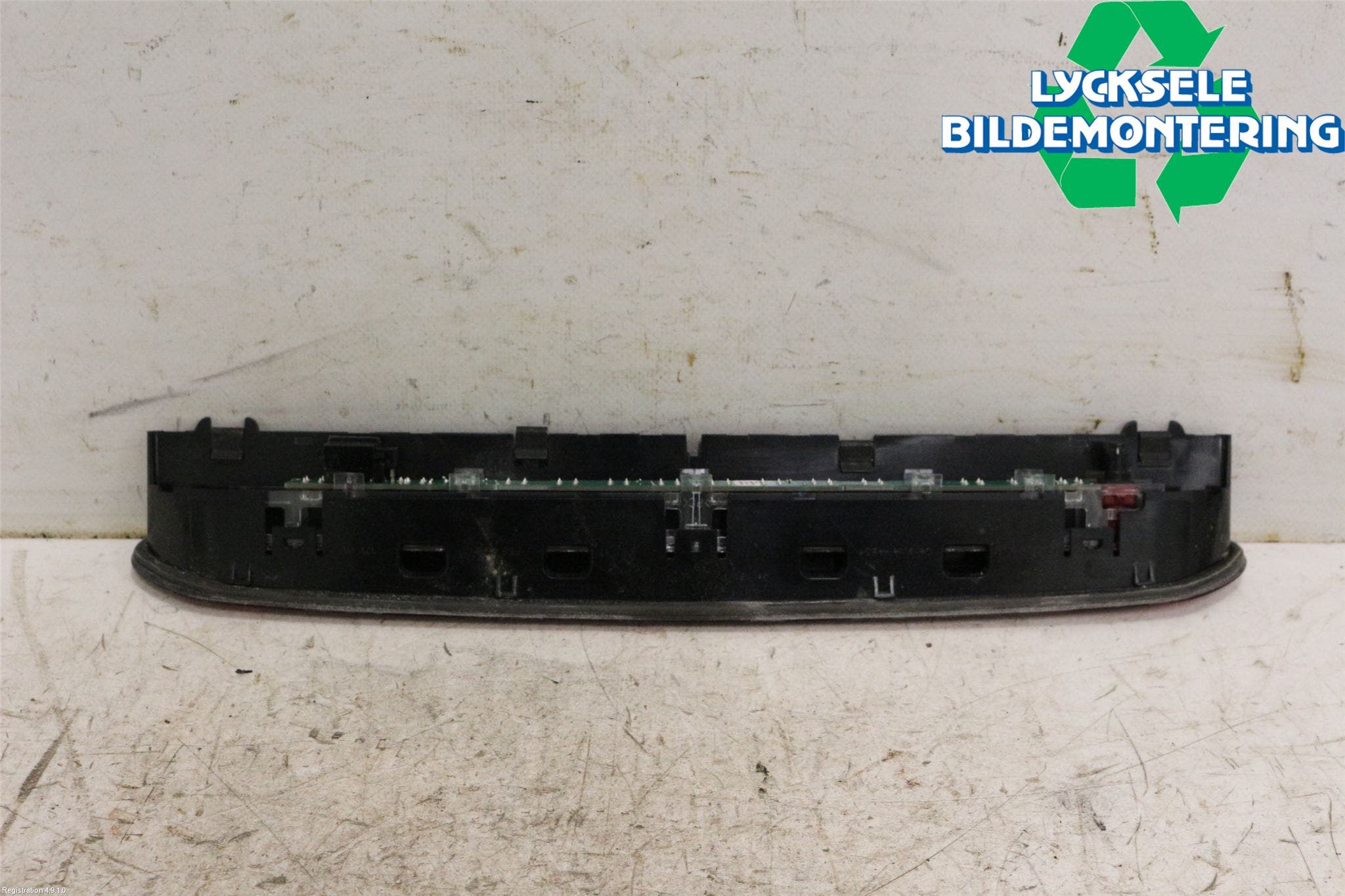 Volkswagen VW TIGUAN 16-24 Bromsljus Bakruta