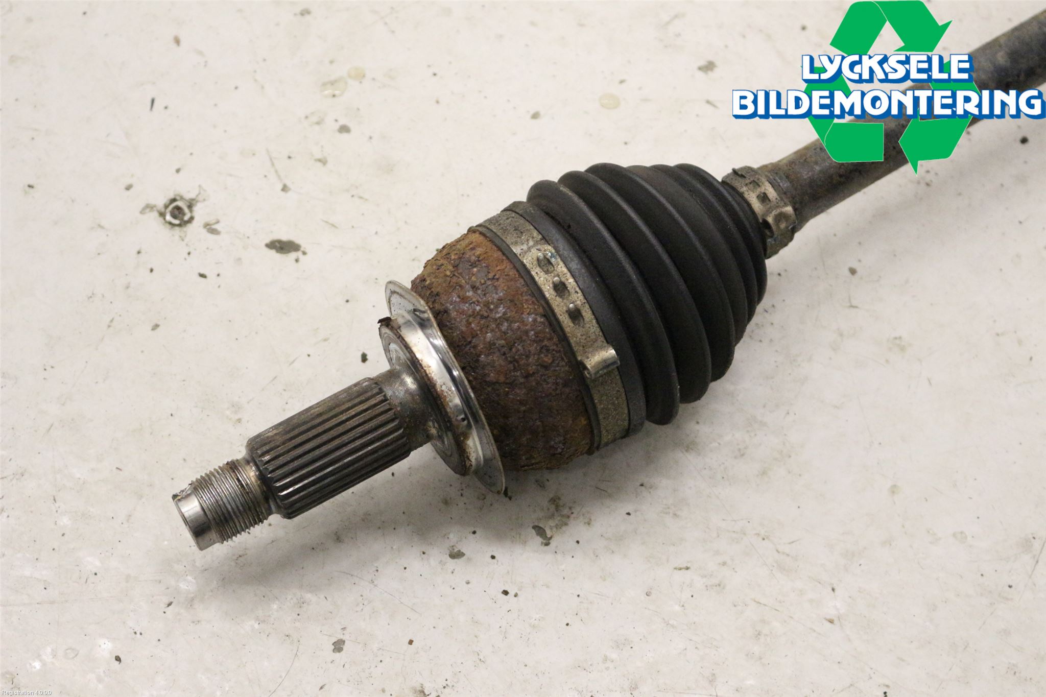 Subaru XV 12-17 Drivaxel Fram Vänster