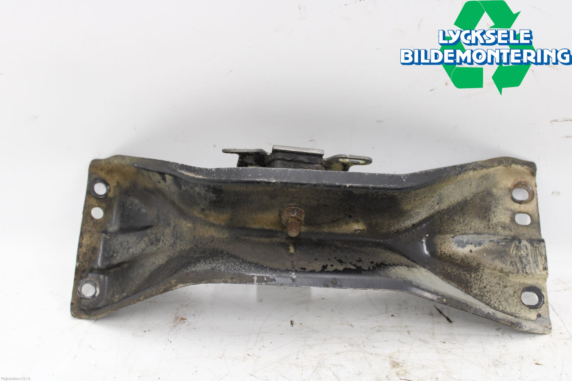 Volvo 740 88-92 Växellådsbalk