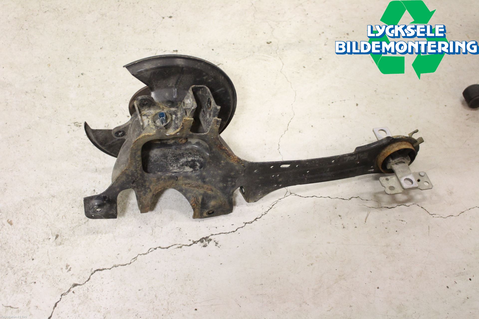 Volvo V60 11-13 Hjullagerhus Bak Vä