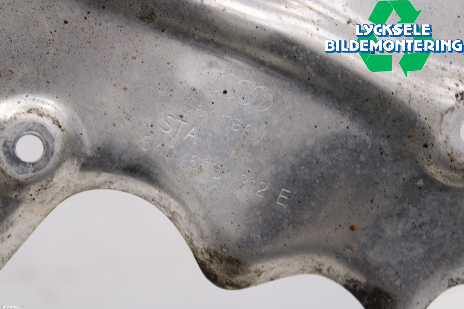 Audi A6 F2/C8 19- Bromssköld Fram