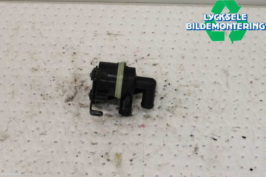 Audi A4 12-15 Vattenpump