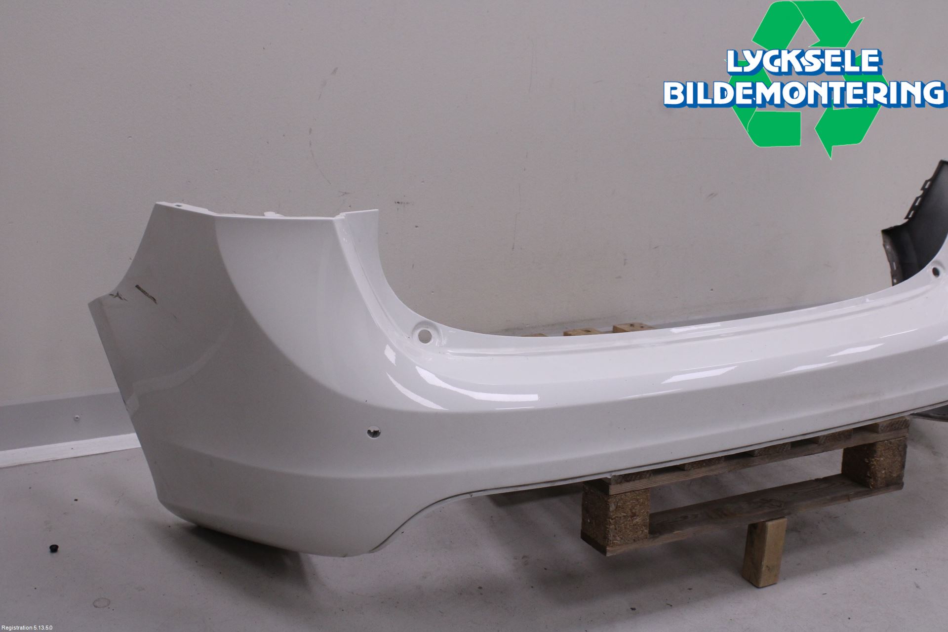 Volvo V60 11-13 Stötfångarbeklädnad Bak