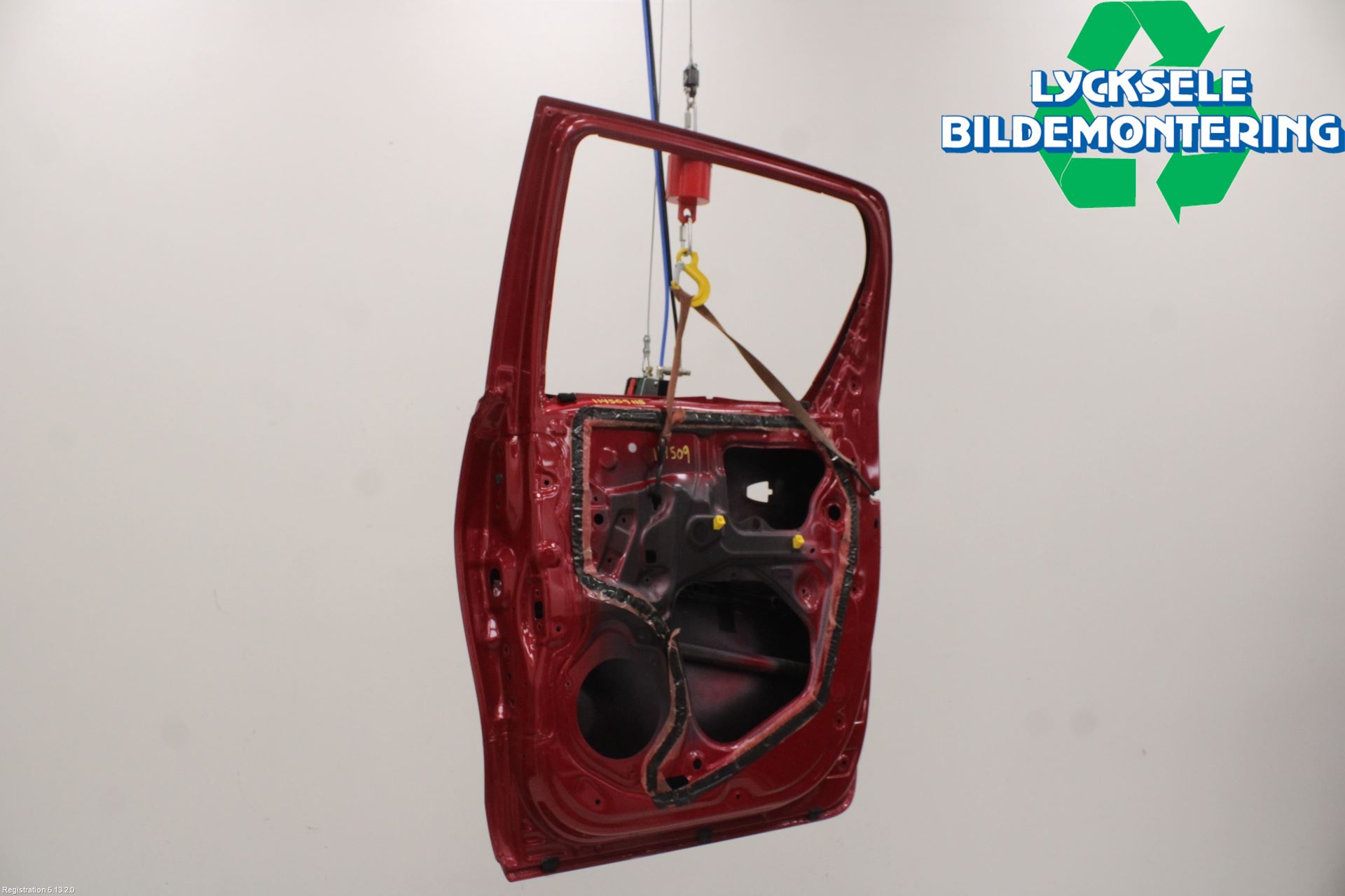 Toyota HILUX 16- Dörr Bak Höger