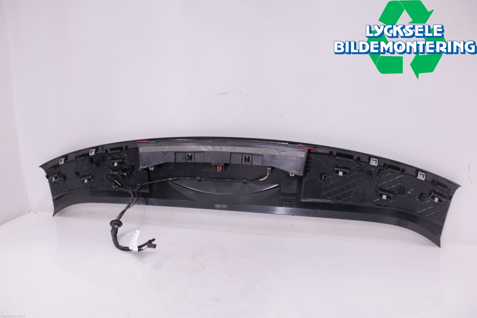 Volkswagen VW ID.4 21- Spoiler Baklucka