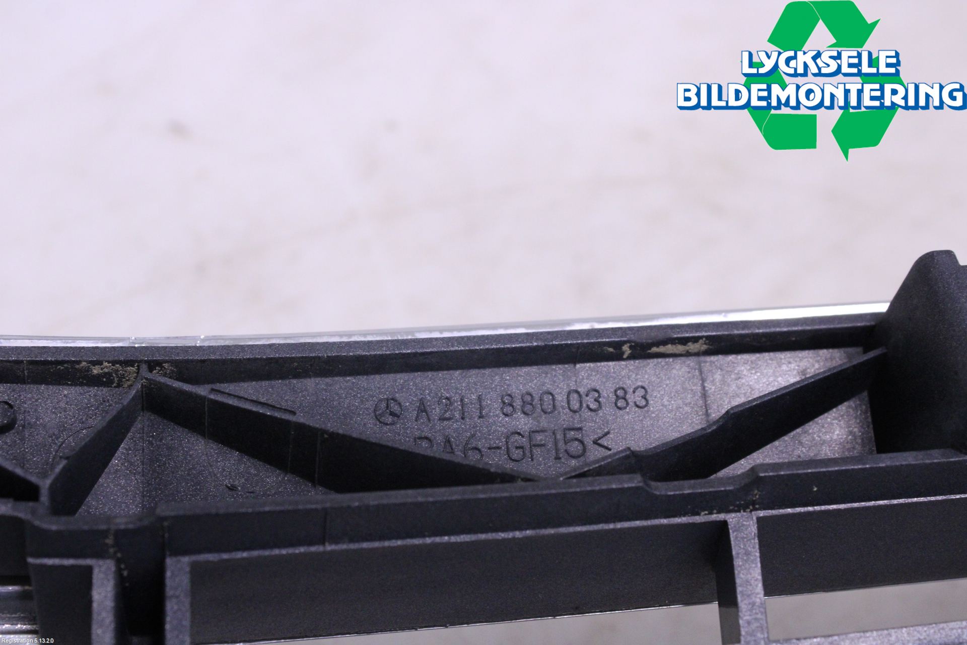 Mercedes-Benz MB E-KLASS (W211) 02-09 Grill Komp