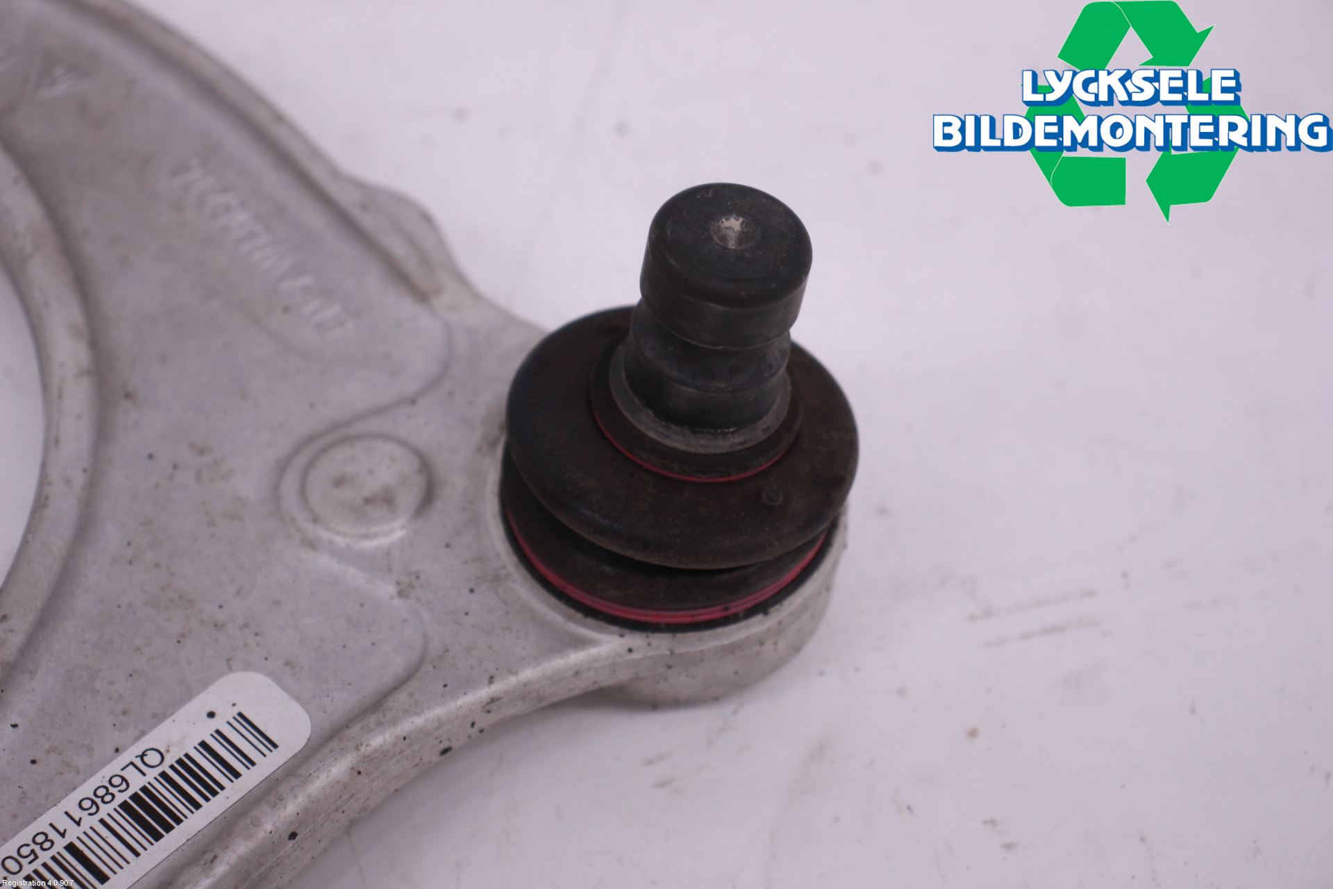 BMW 5 G30/G31/F90 17-23 Bärarm Fram Övre Vä