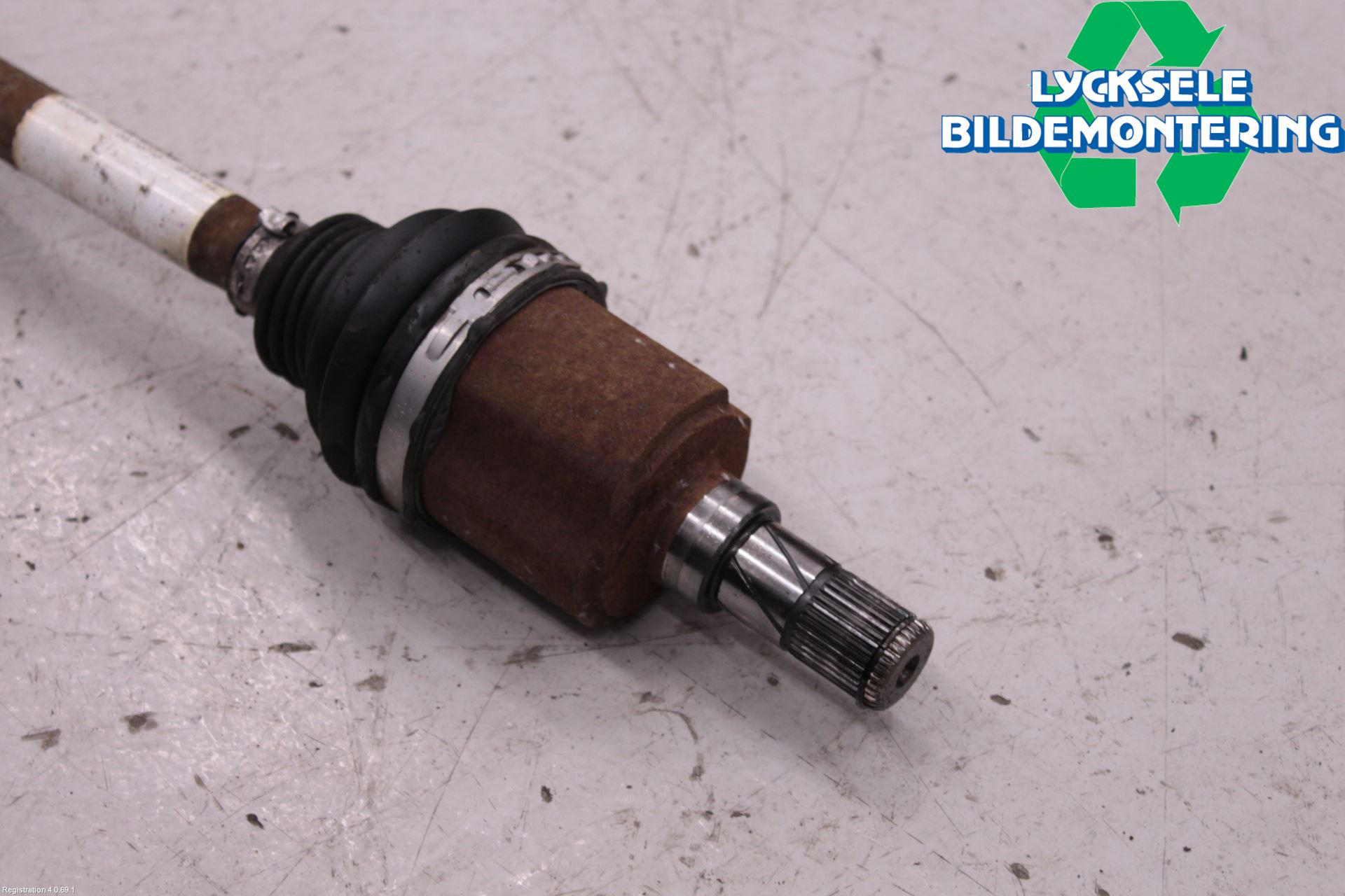 Mini COUPE R56 05-14 Drivaxel Fram Vänster