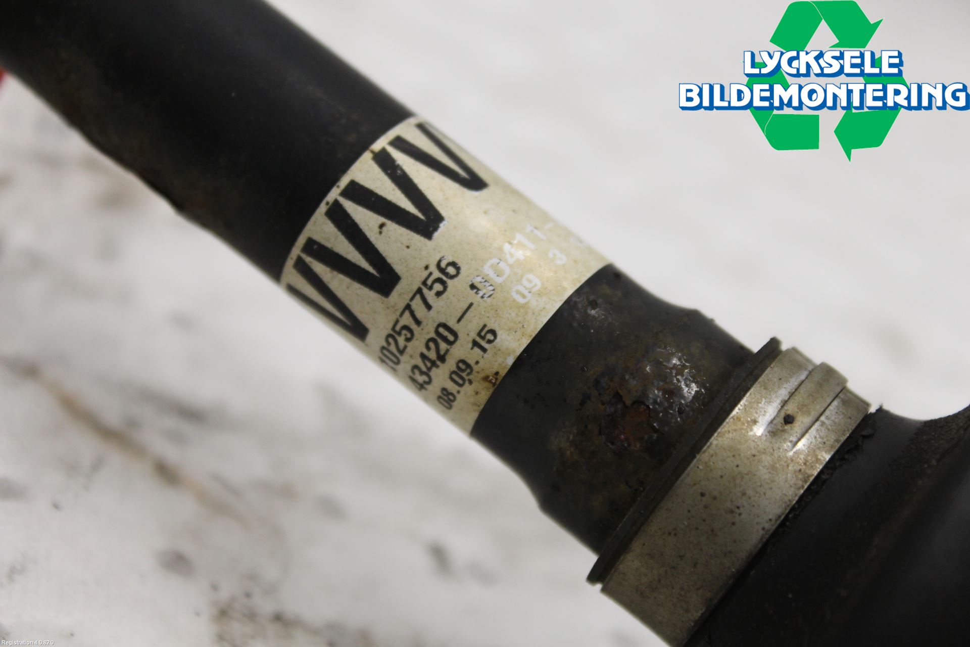 Toyota YARIS XP130 15-20 Drivaxel Fram Vänster