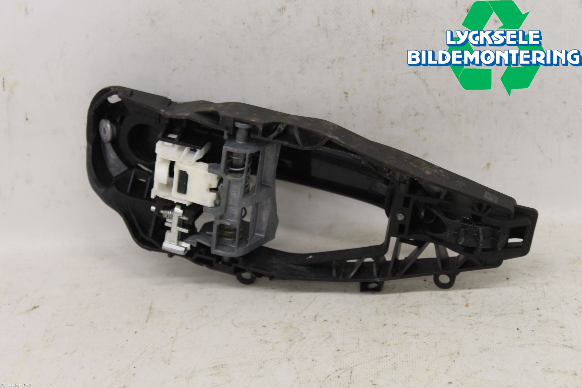 BMW 5 G30/G31/F90 17-23 Dörrhandtag Yttre Vä