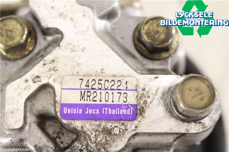 Mitsubishi L200   96-06 Styrservopump