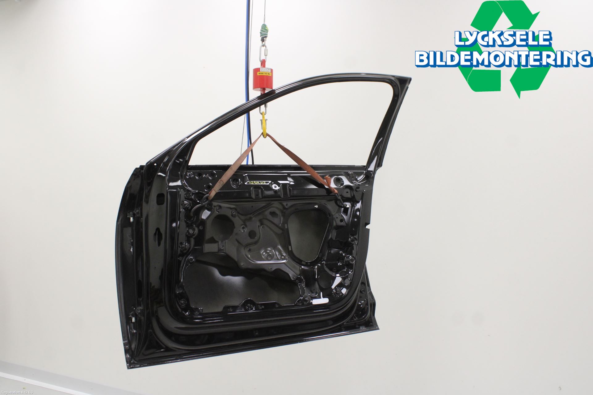 Audi A6 F2/C8 19- Dörr Fram Höger