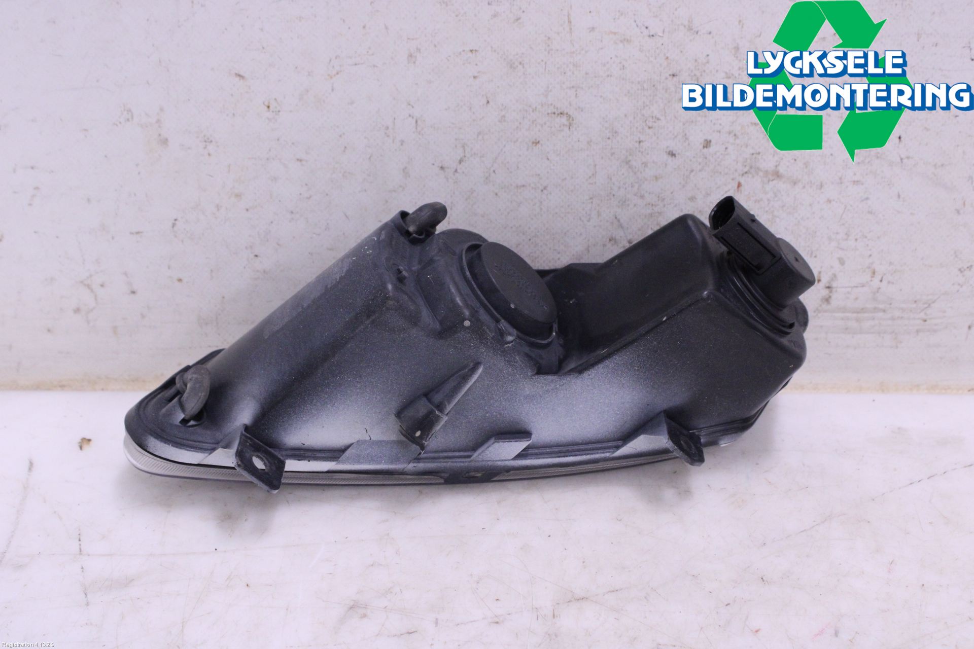 Volkswagen VW POLO 10-17 Dimljus-Varselljus Fram