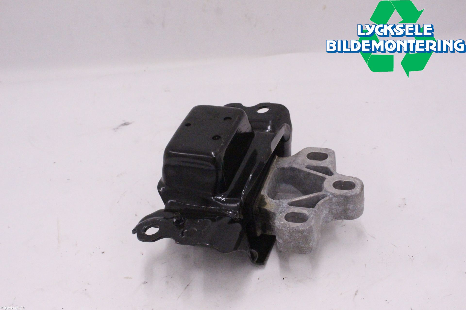 Seat TARRACO 19- Växellådsfäste