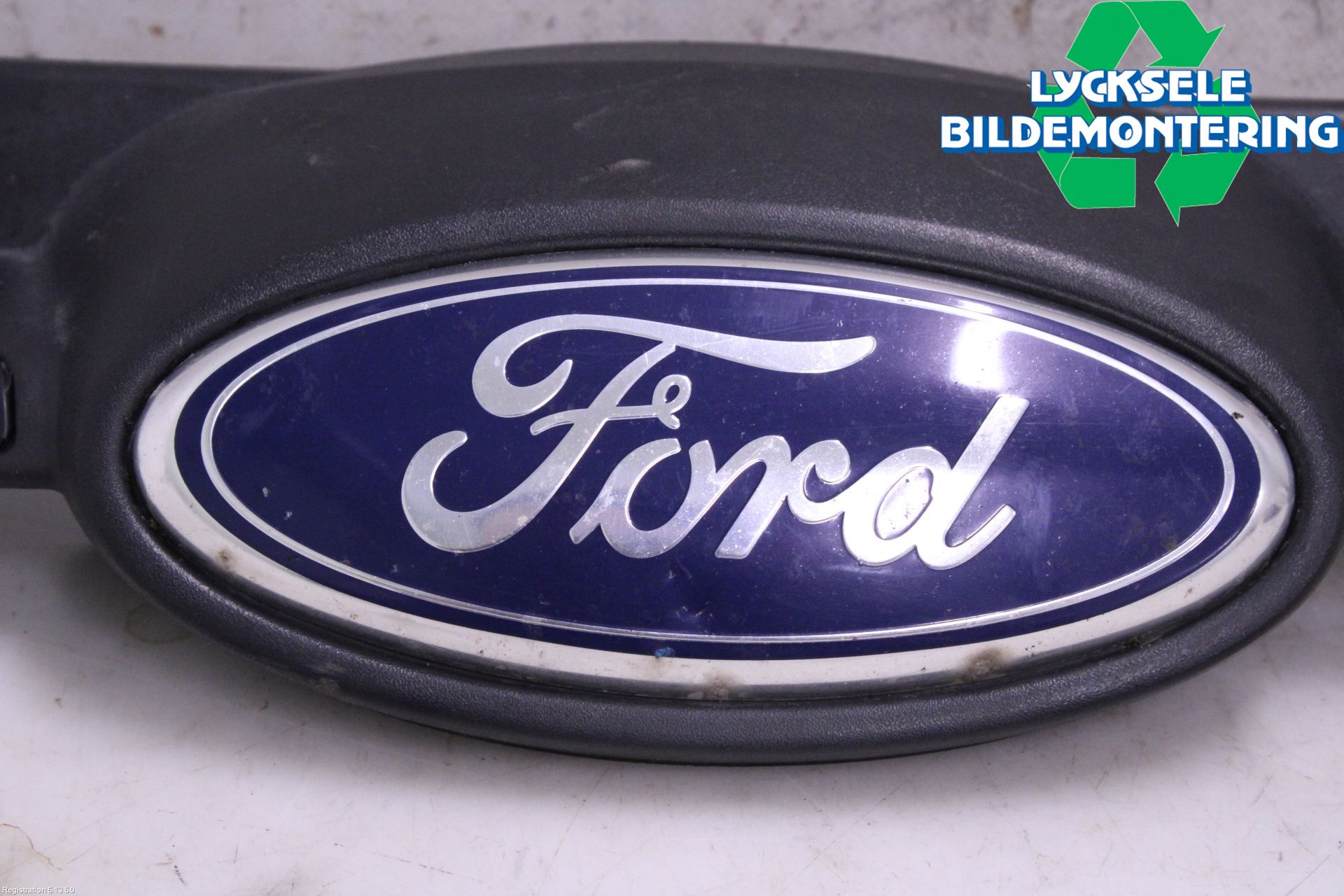 Ford FOCUS 11-14 Grill Komp