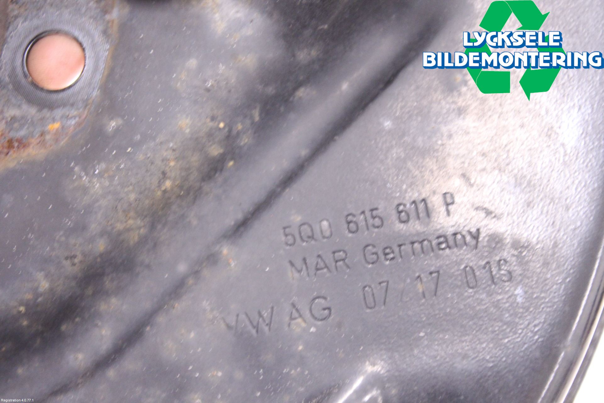 Volkswagen VW GOLF / E-GOLF VII 13-20 Bromssköld Bak