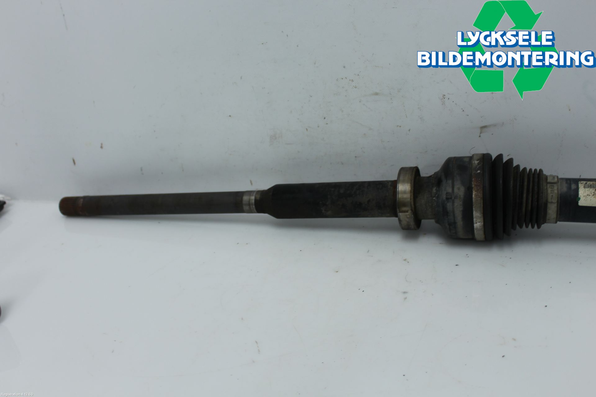 Volvo XC70 08-13 Drivaxel Fram Höger