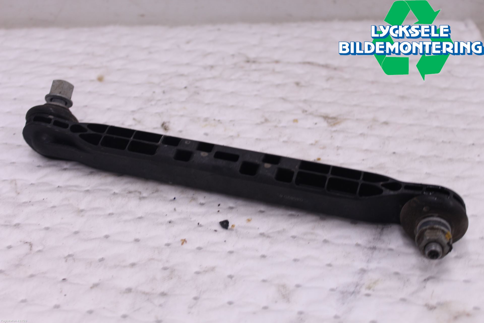 Skoda SCALA 19- Krängningshämmarstag Fram