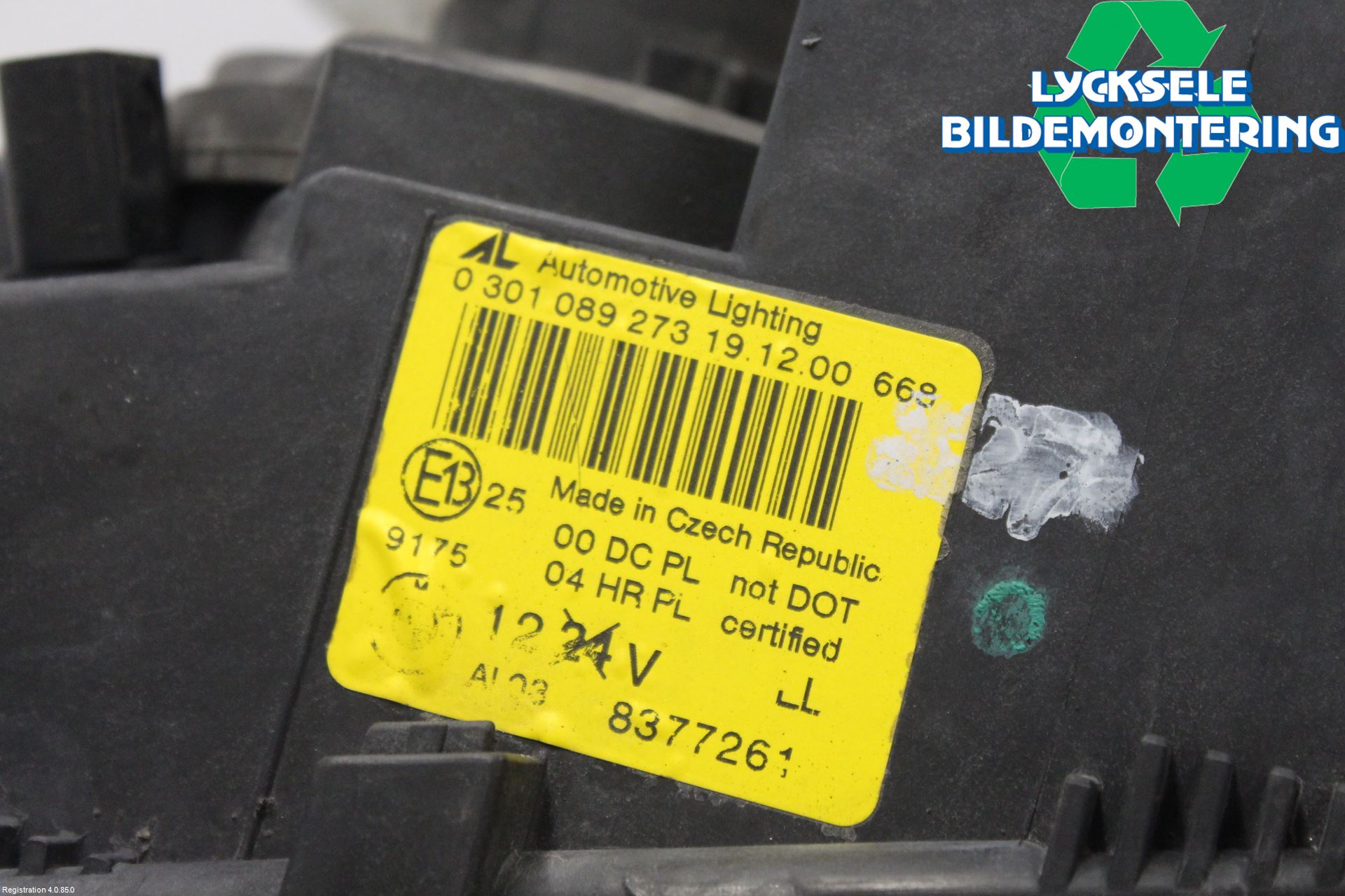 BMW 3 E46      98-05 Strålkastare Vänster