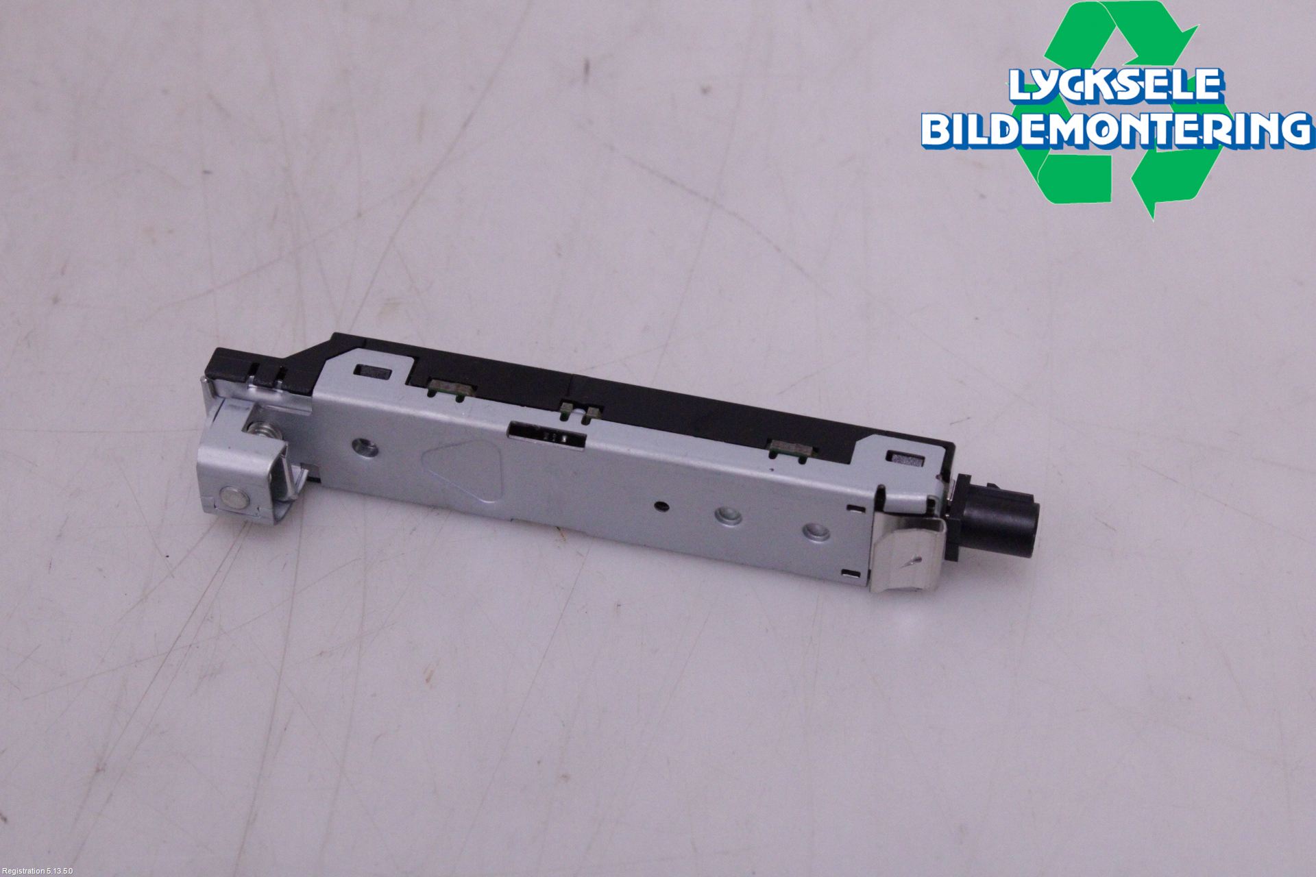 Volkswagen VW TOUAREG CR 18- Antennförstärkare