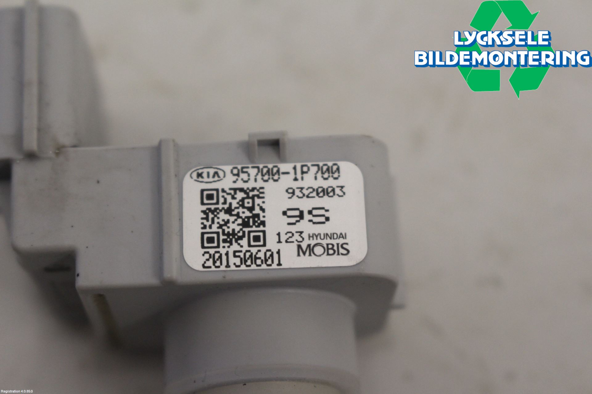 Kia VENGA 10-19 Parkeringshjälp Backsensor