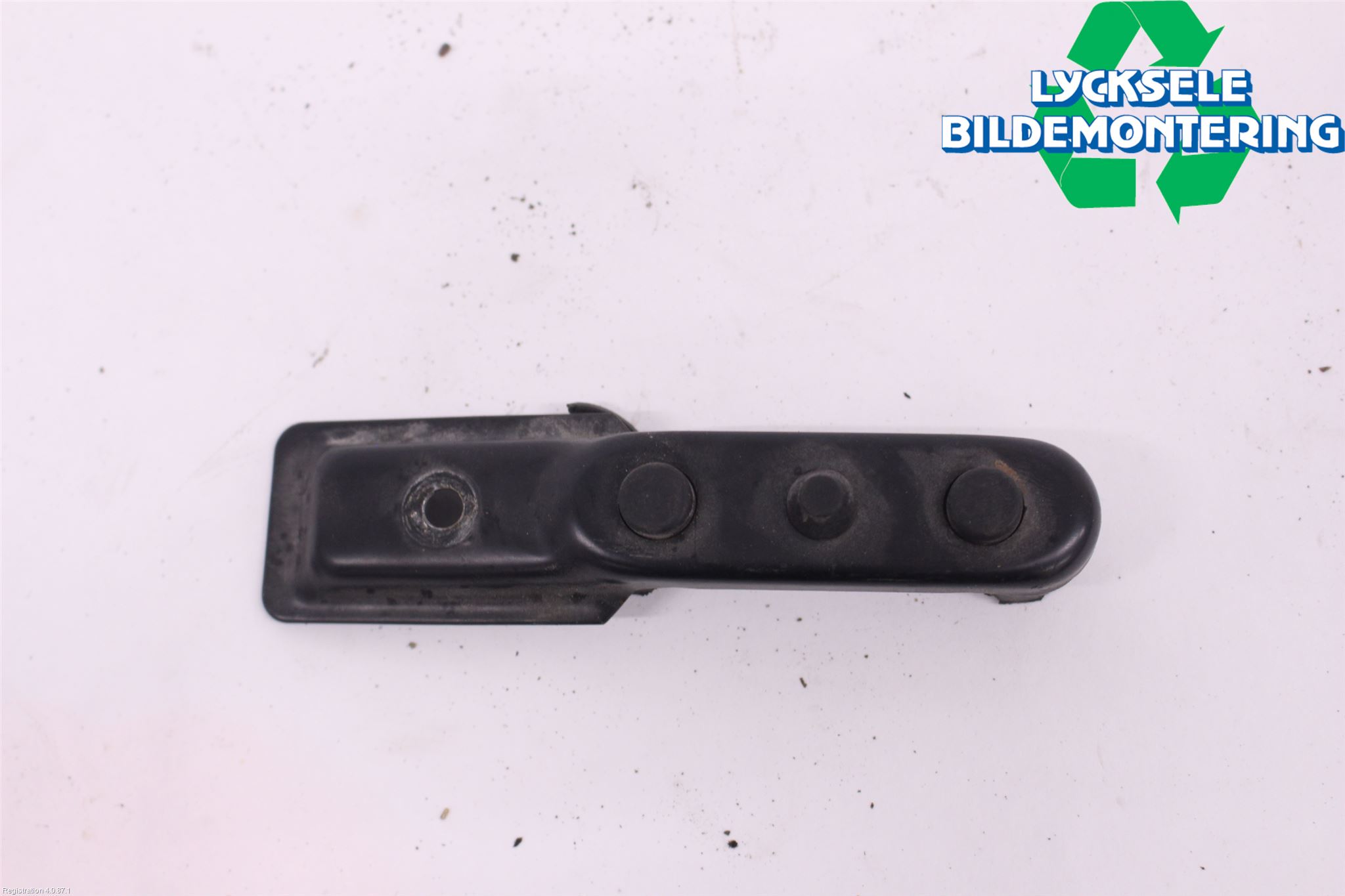 Volvo 940 91-98 Kylarfäste-Ram-Balk