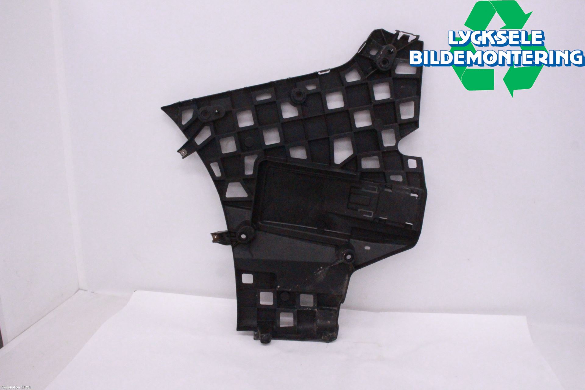 BMW X7 G07 19- Stötfångarfäste Bak Hö