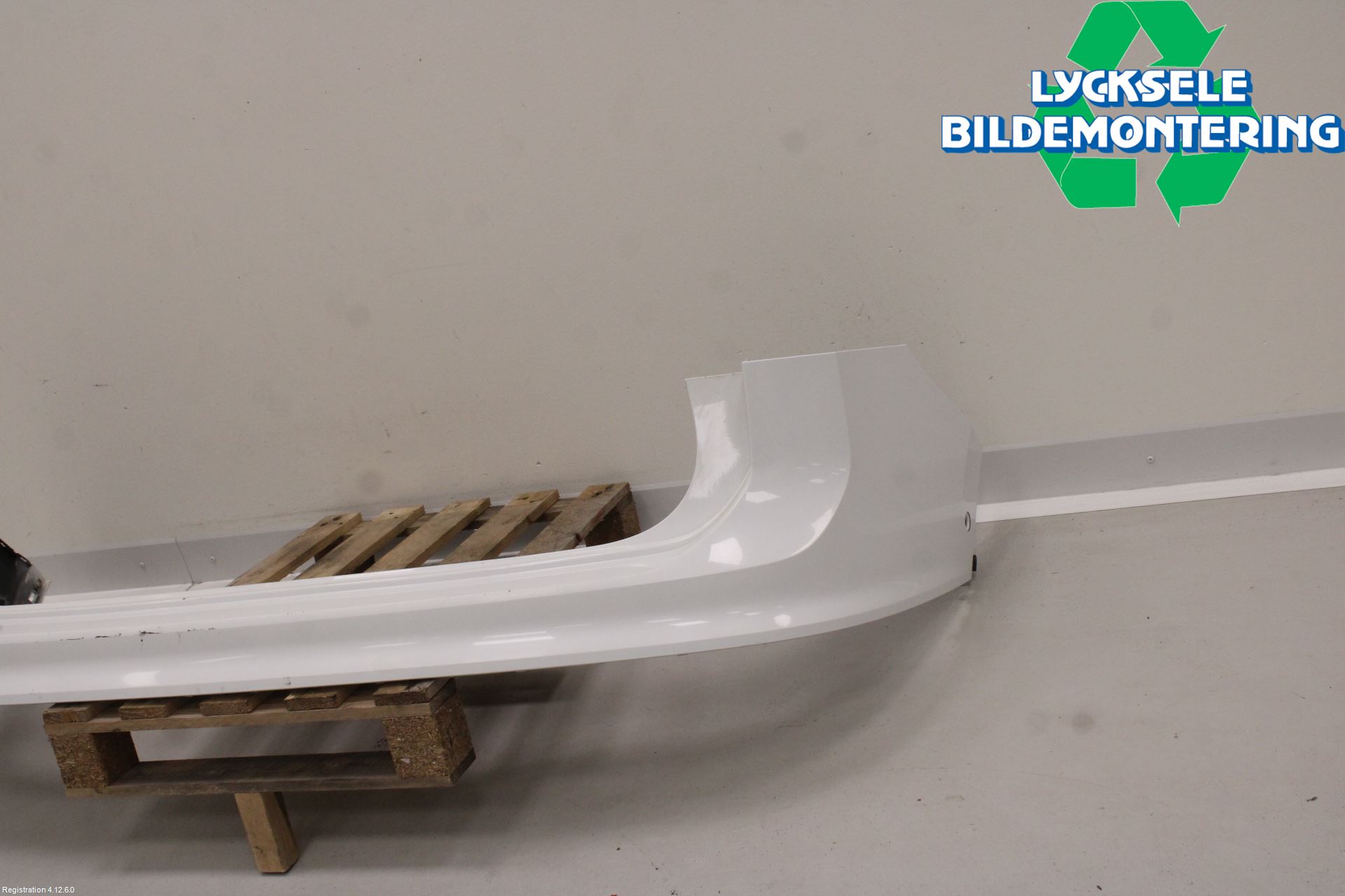 Volkswagen VW TIGUAN 16-24 Stötfångarbeklädnad Bak