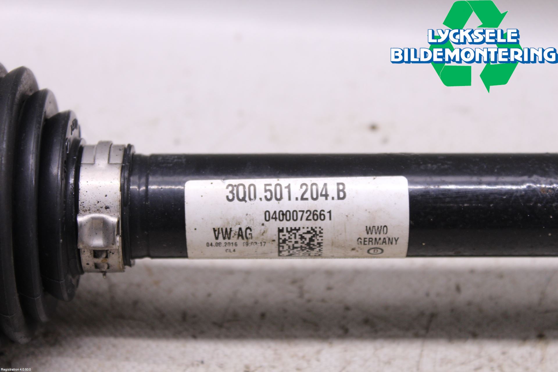 Skoda SUPERB 16-24 Drivaxel Bak Höger