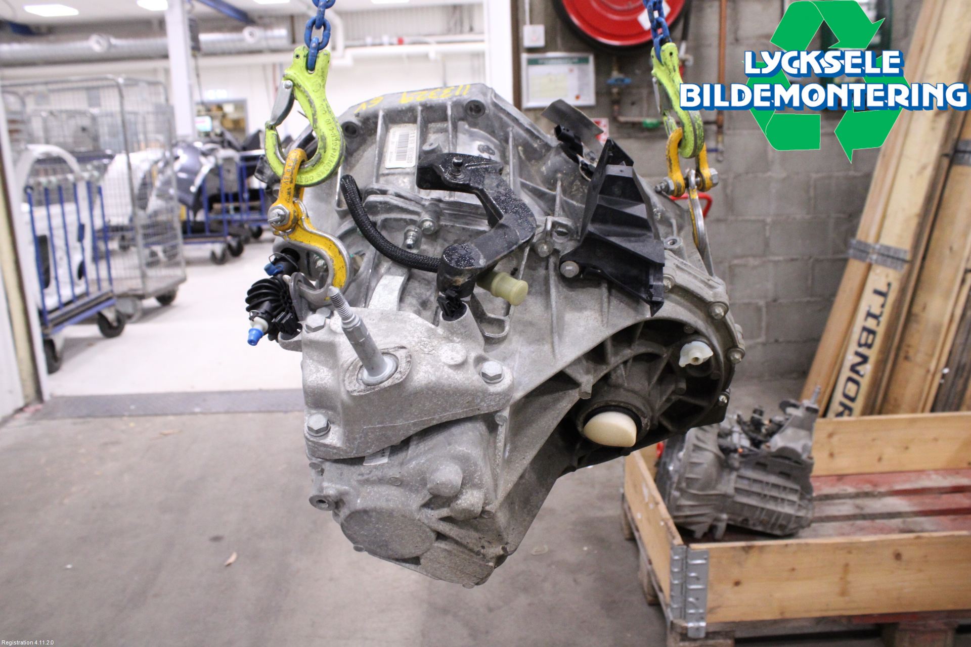 Dacia DUSTER 18-24 Växellåda Man 6 Vxl