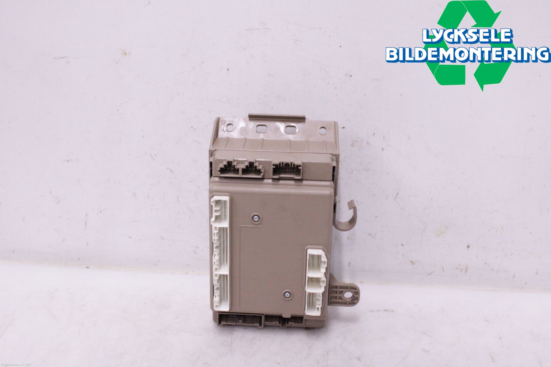 Subaru OUTBACK 21- Säkringsdosa-Elcentral