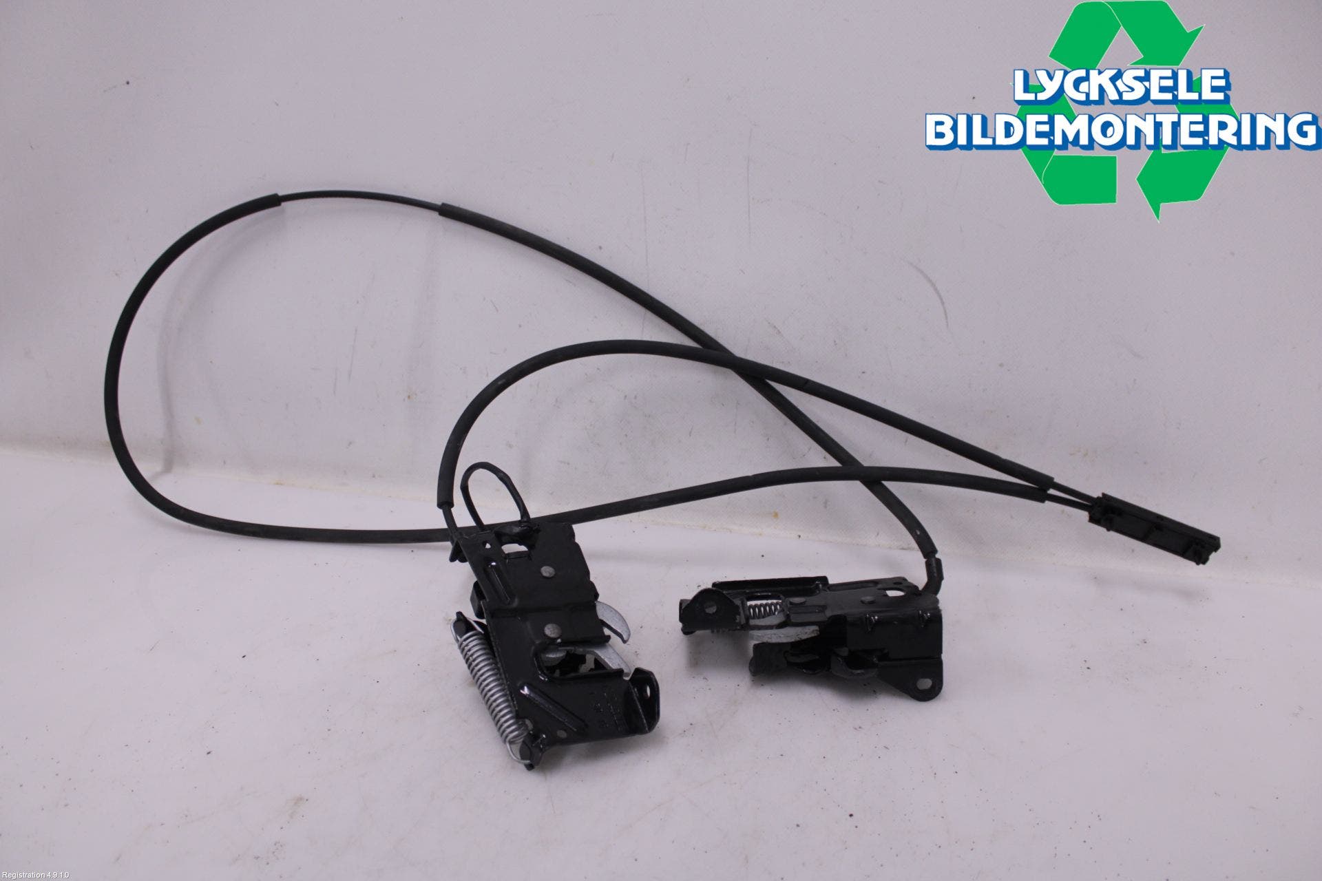 BMW 3 F30/F31/F80 12-19 Huvlås