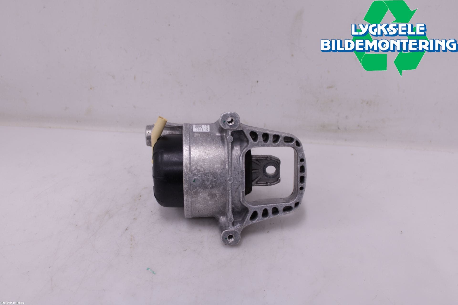 Audi A4/S4 B9 20- Motorfäste