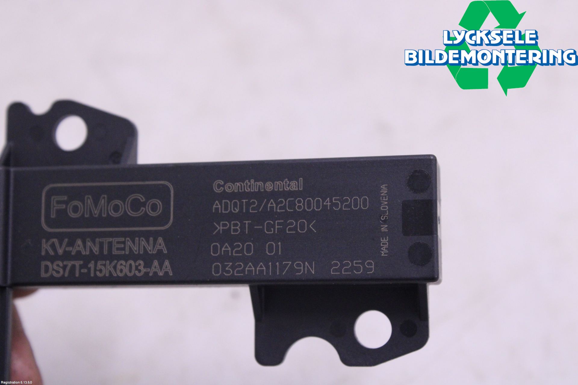Ford FOCUS 19- Antenn
