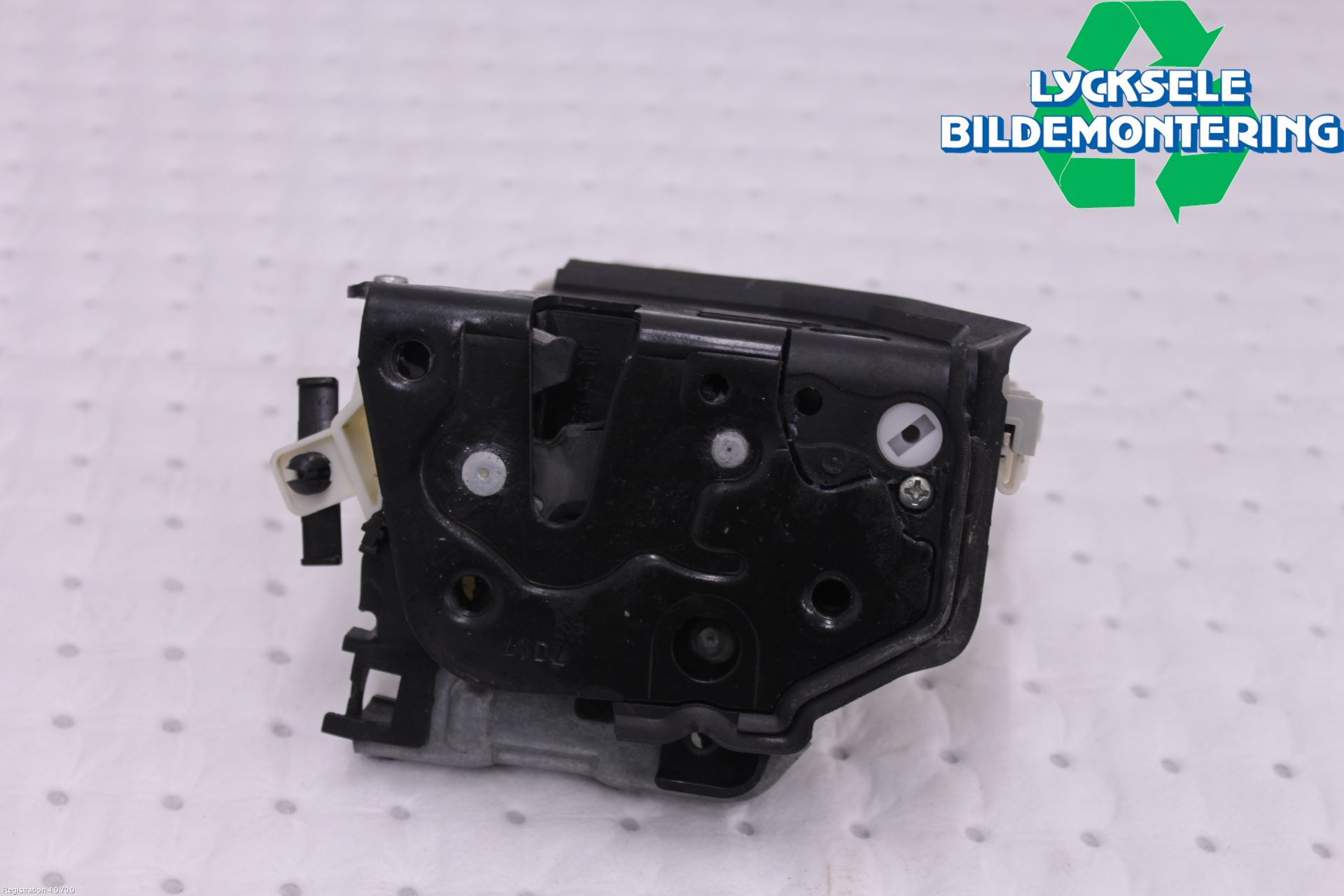 Audi Q3 8U 12-18 Låskista-Dörrlås