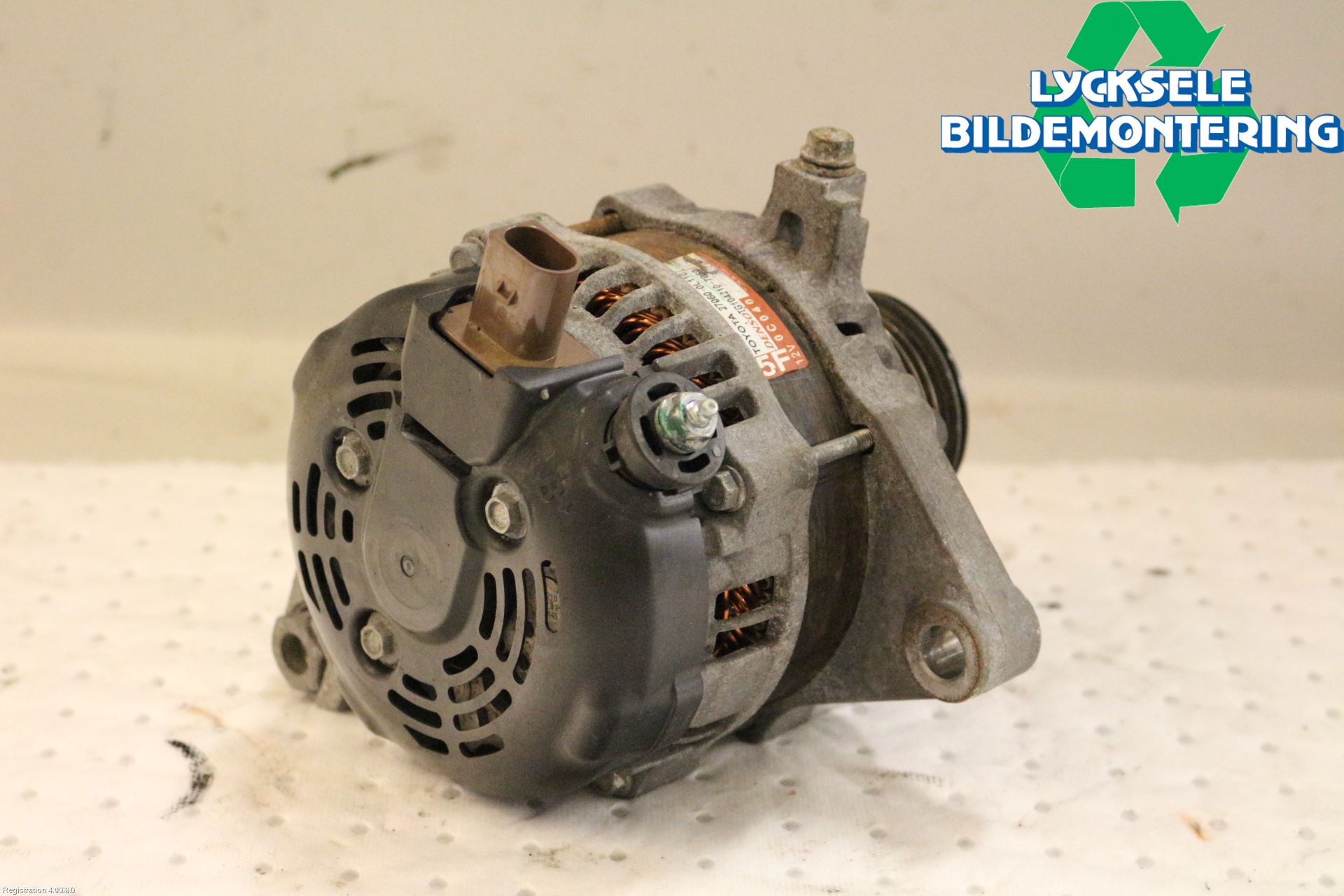 Toyota HILUX 16- Generator